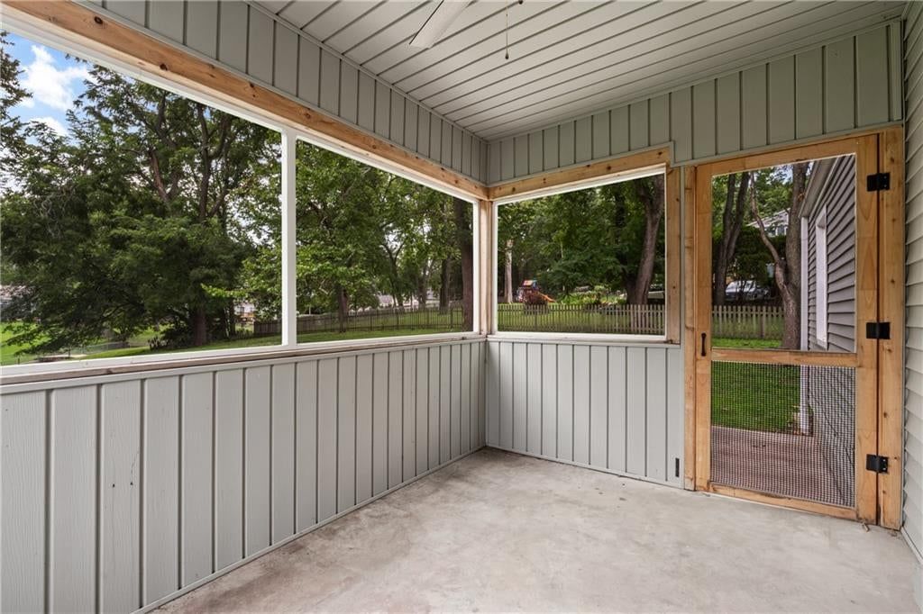 6127 Terrydale Street — photo 33