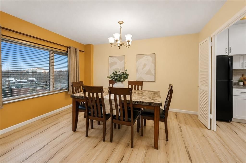 4545 Wornall Road — photo 17