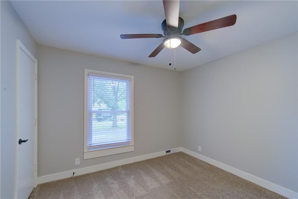 9927 N Harrison Drive — photo 17