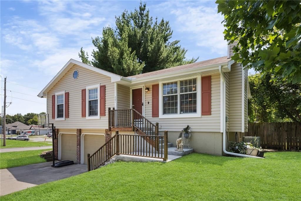 501 Sharon Drive — photo 3