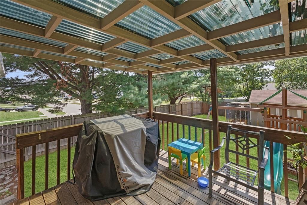 501 Sharon Drive — photo 25