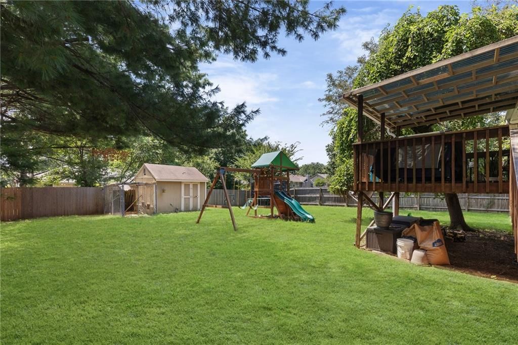 501 Sharon Drive — photo 27