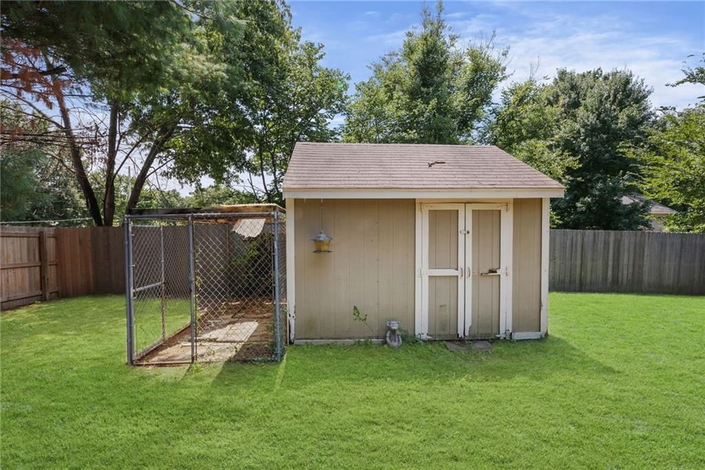 501 Sharon Drive — photo 29