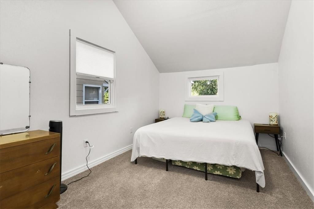 7118 Highland Avenue — photo 10
