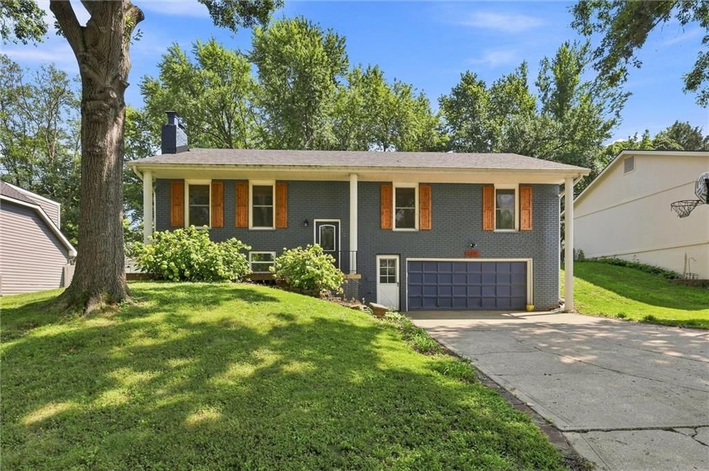 5519 NW Verlin Drive, Kansas City, MO
