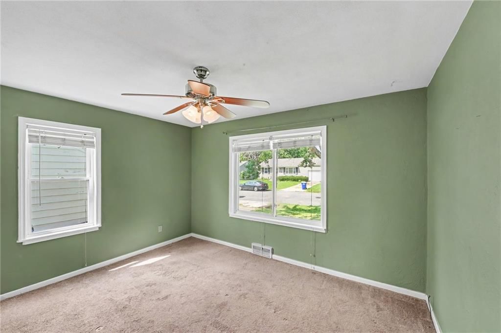 9517 Summit Street — photo 12