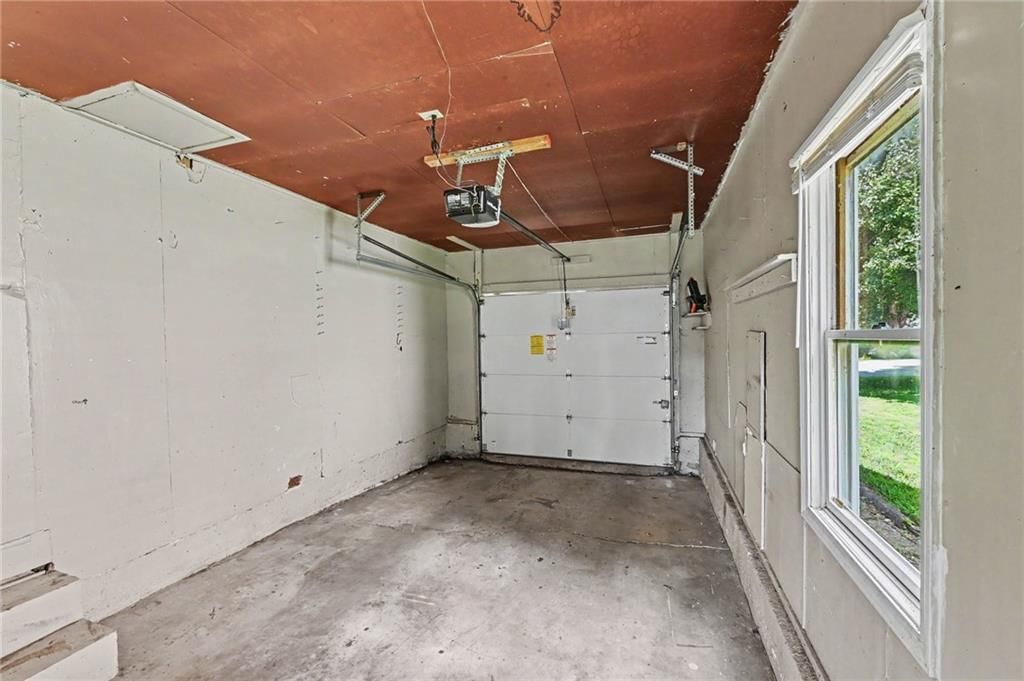 9517 Summit Street — photo 18