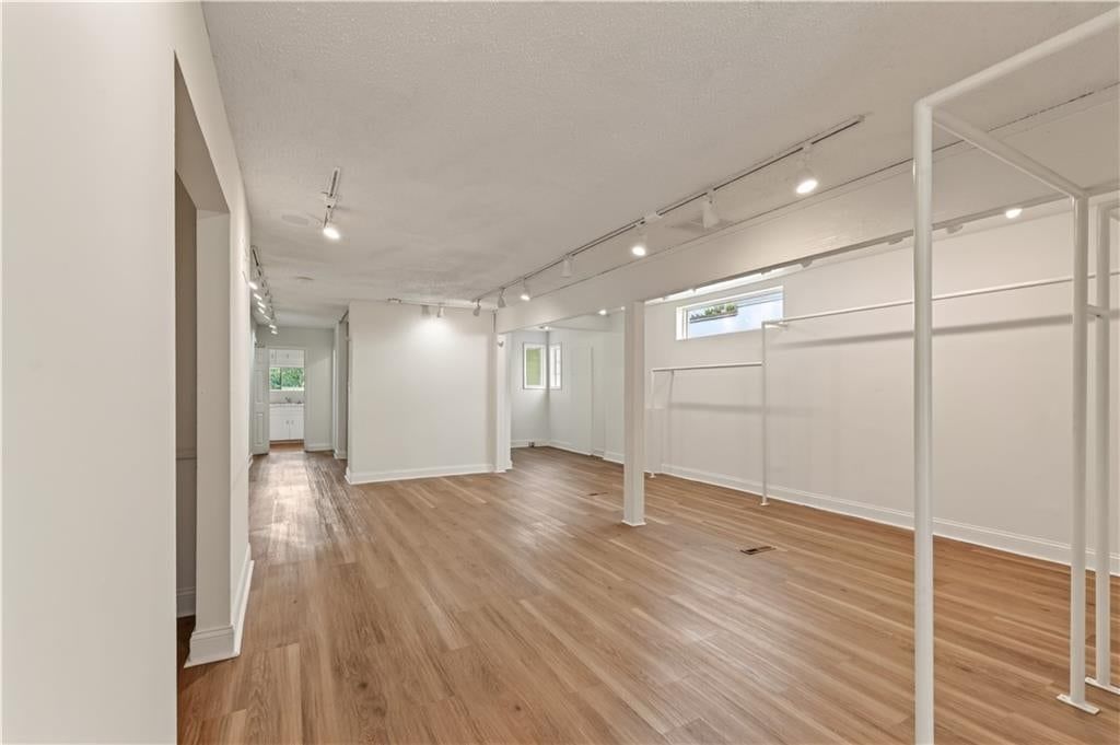 1207 W 47th Unit #1 Street — photo 10