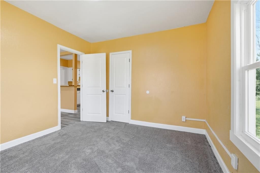 10907 E 87th Street — photo 43