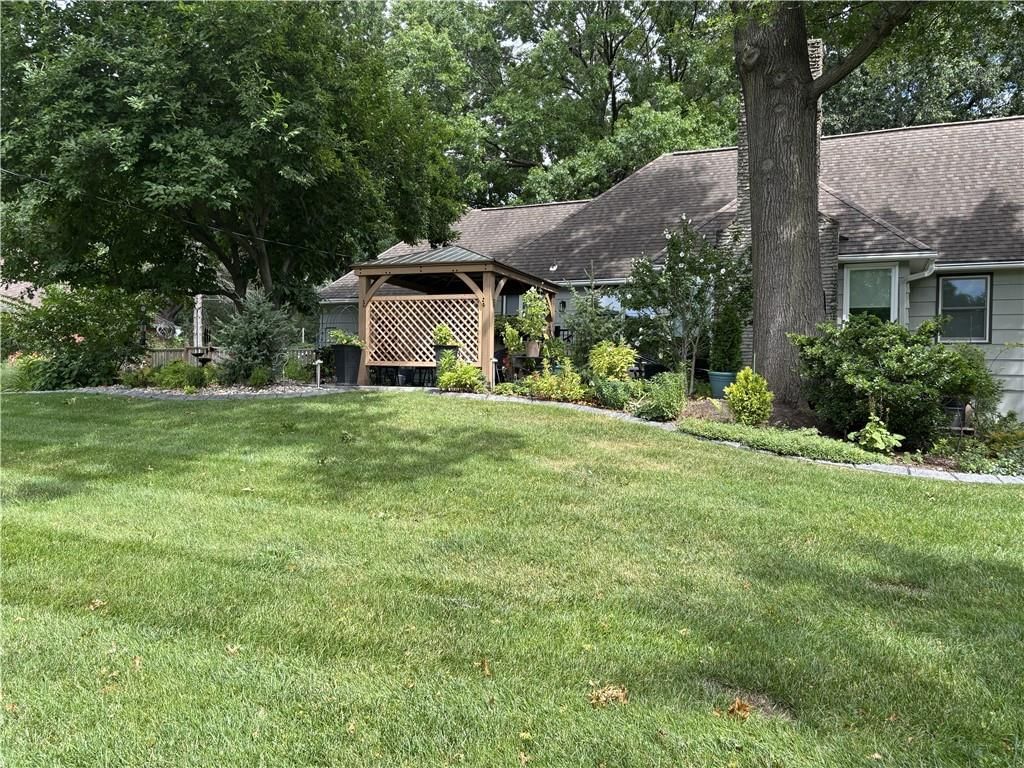 9970 Marty Street — photo 3