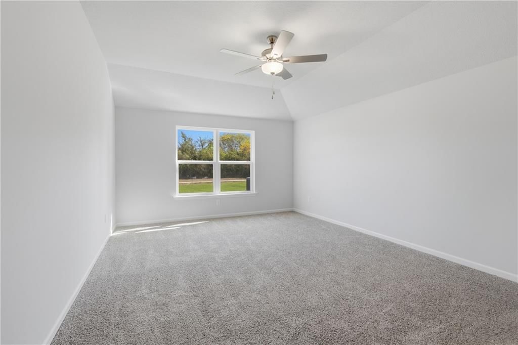826 N Pear Street — photo 11