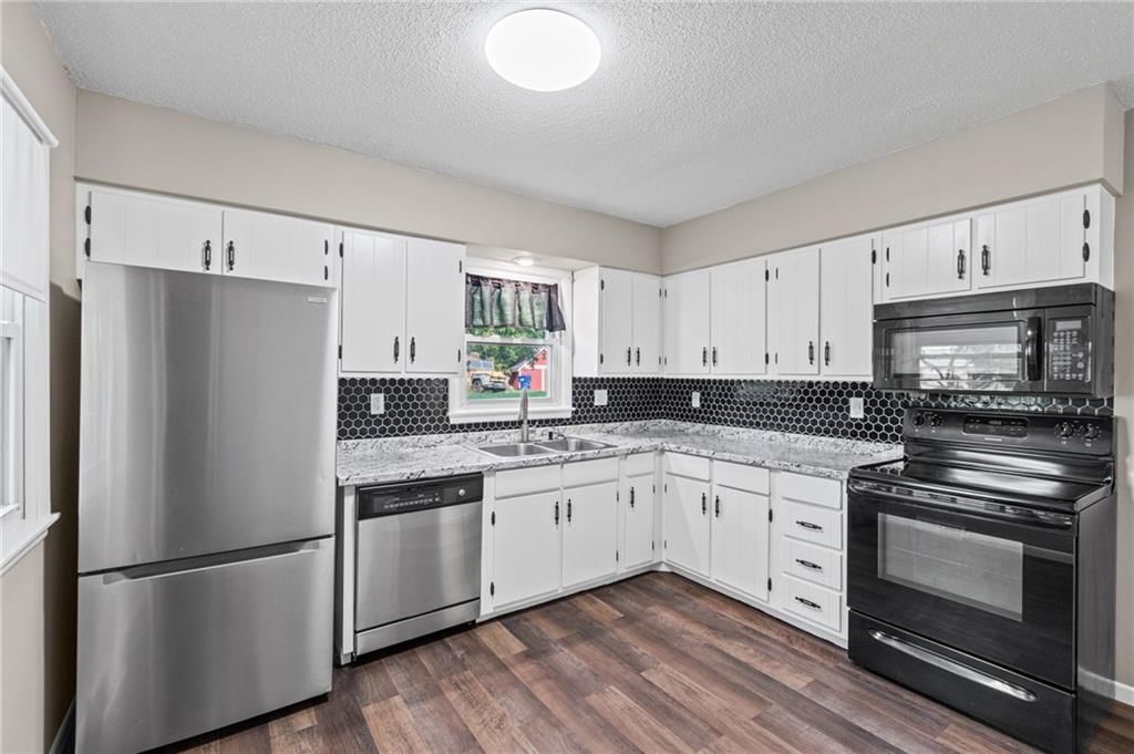 182 W Jackson Street — photo 7