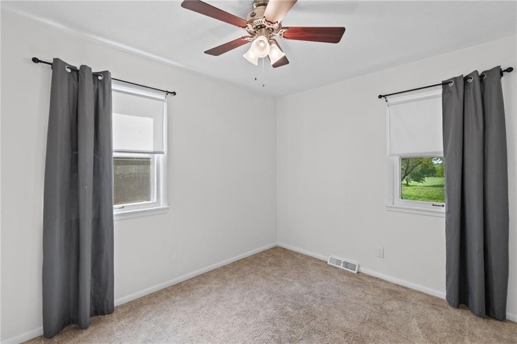 182 W Jackson Street — photo 13