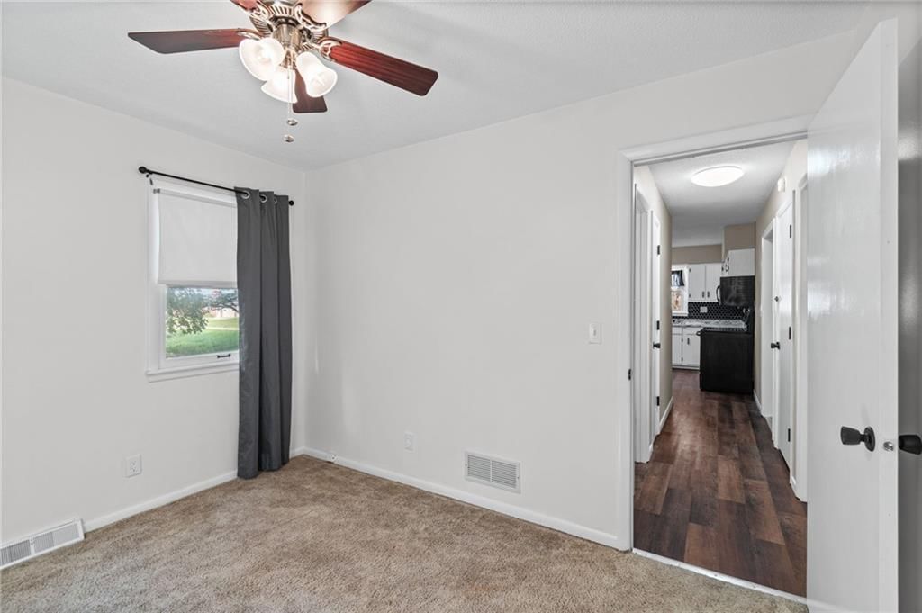 182 W Jackson Street — photo 14