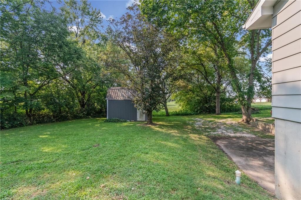182 W Jackson Street — photo 25