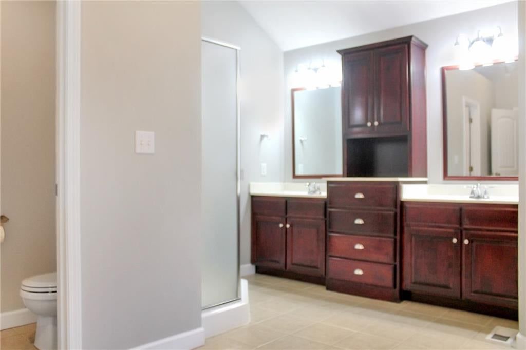 2900 Oak Street — photo 13