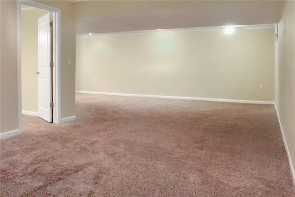 2900 Oak Street — photo 24
