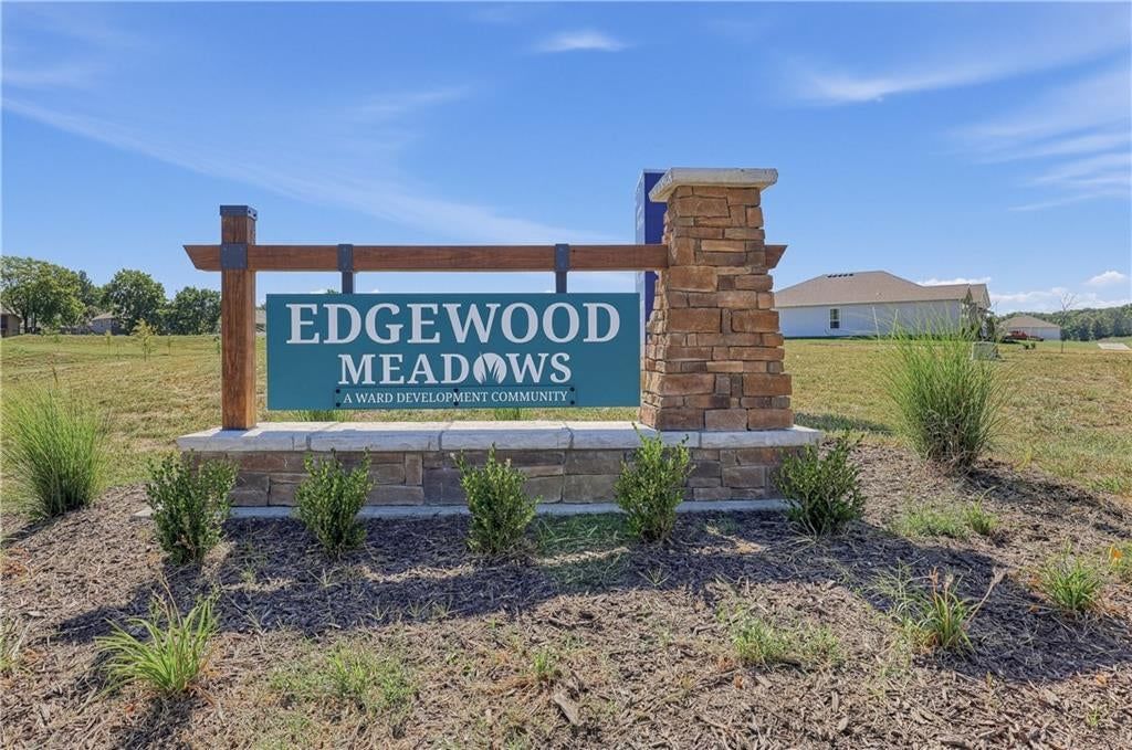 505 SW Edgewood Meadows Drive — photo 27