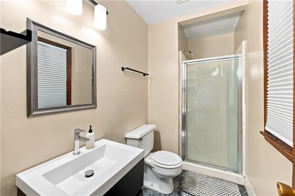 209 SW Victor Drive — photo 17
