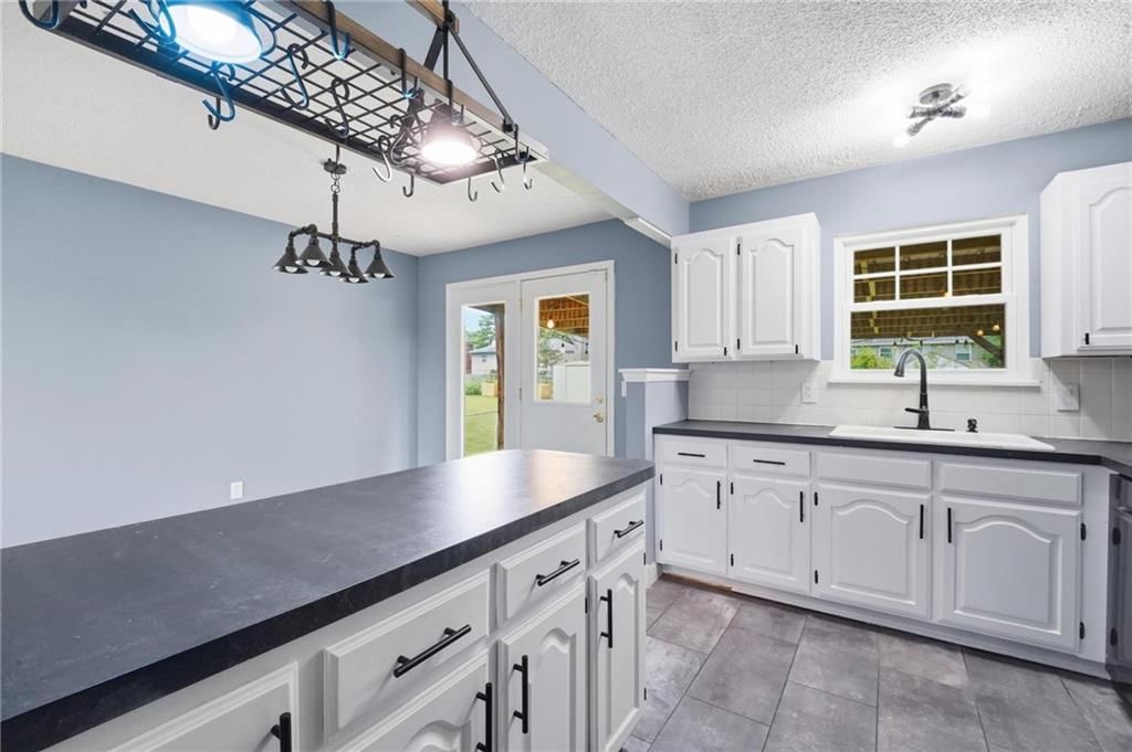 16916 HART Avenue — photo 10