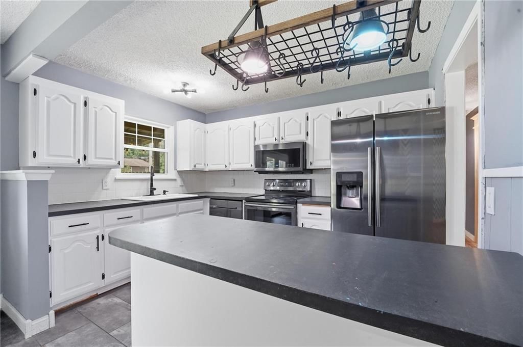 16916 HART Avenue — photo 13