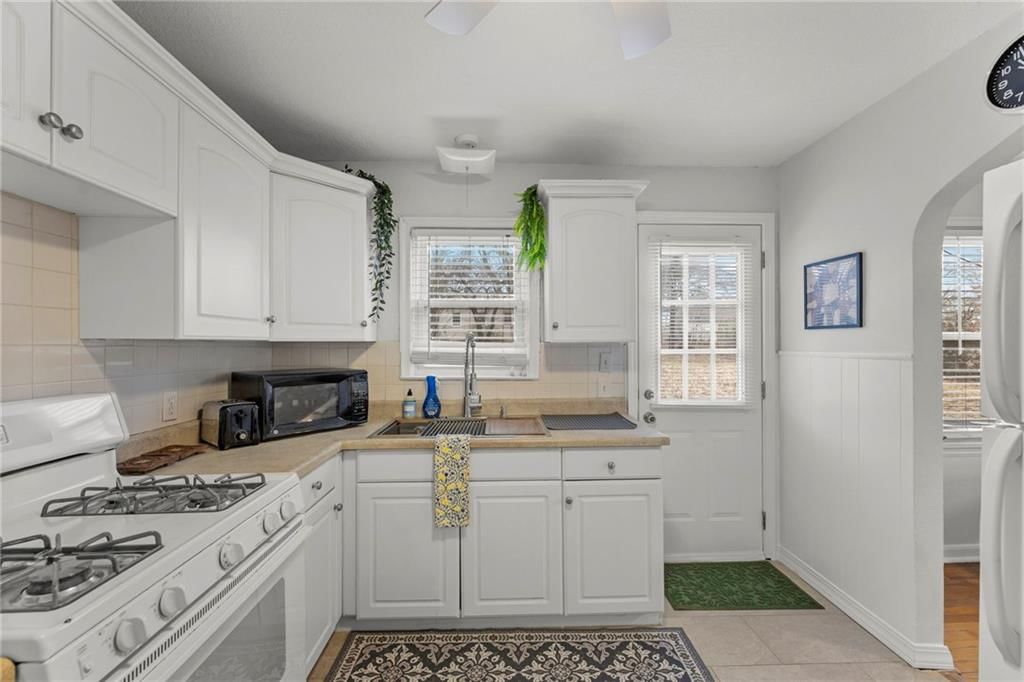 3110 S 8th Terrace — photo 15