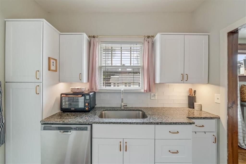 4651 Terrace Street — photo 19