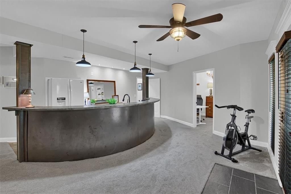 408 Lee Drive — photo 34