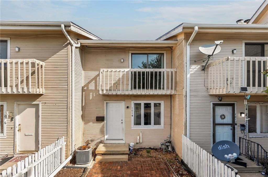1014 W Maple Avenue — photo 2