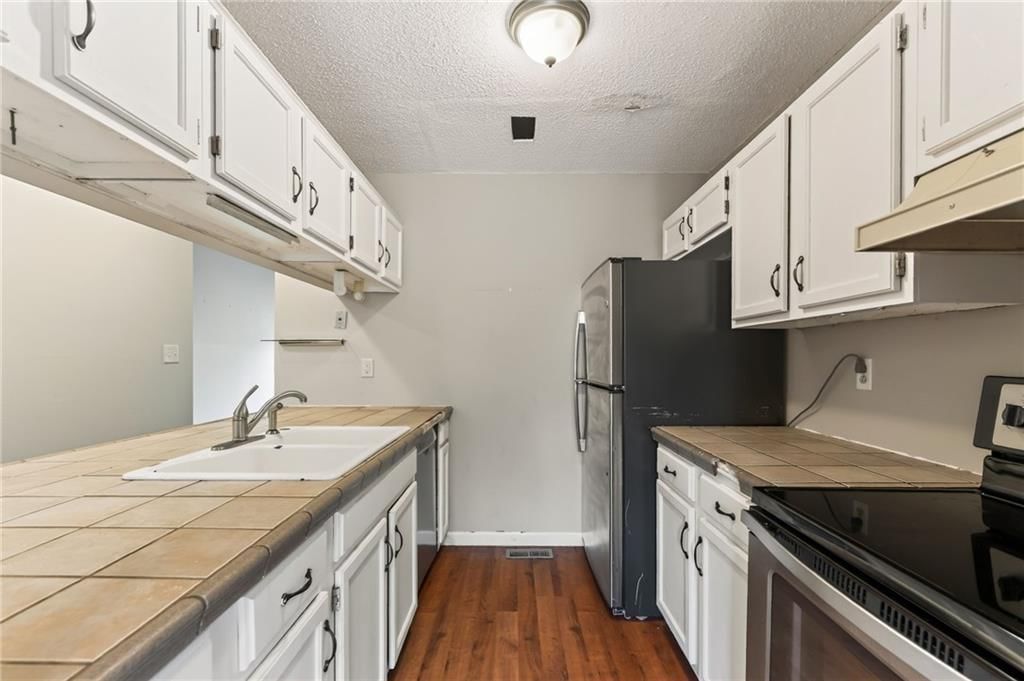 1014 W Maple Avenue — photo 10
