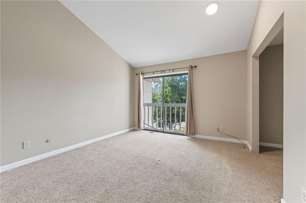 1014 W Maple Avenue — photo 15