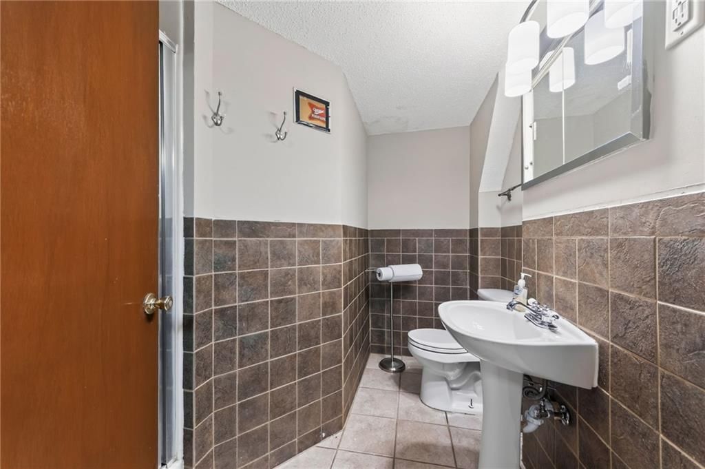 1014 W Maple Avenue — photo 23