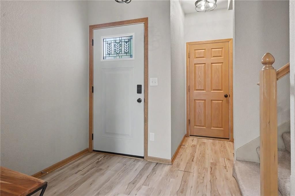 800 S Woodson Court — photo 4