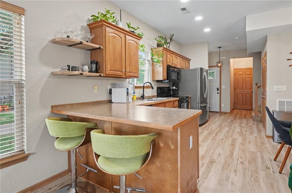 800 S Woodson Court — photo 10