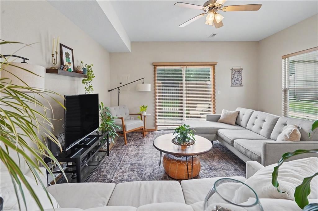 800 S Woodson Court — photo 14