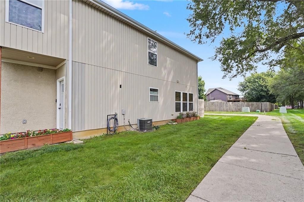 800 S Woodson Court — photo 27