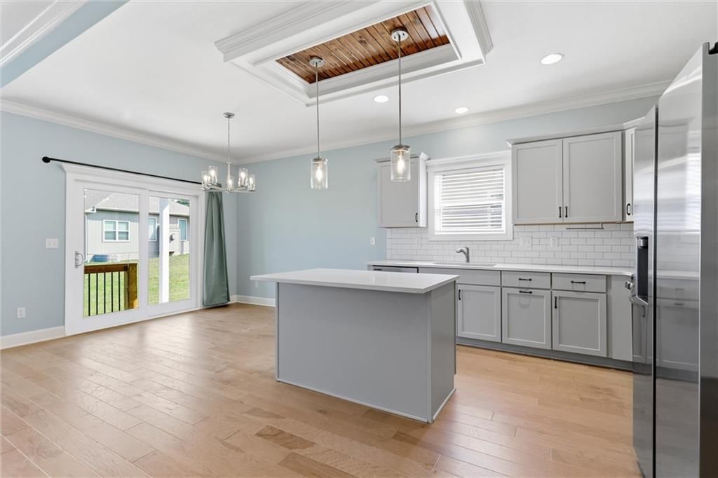 15348 Jessica Street — photo 8