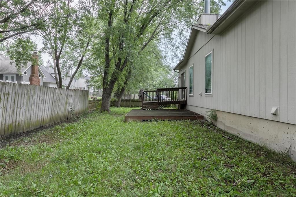 1121 E Frontier Drive — photo 20