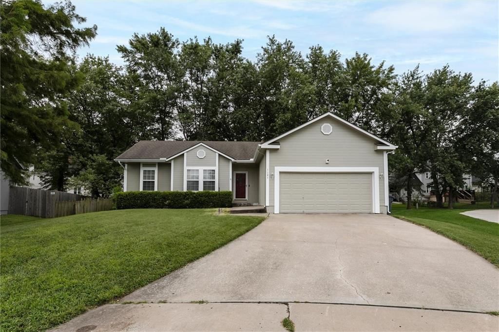 1121 E Frontier Drive — photo 23