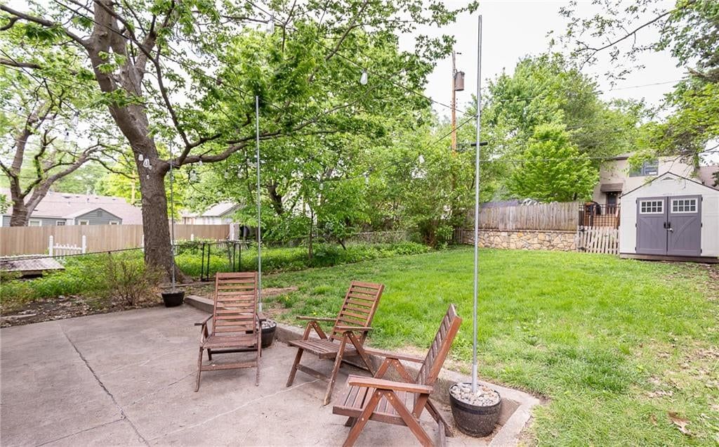 7215 Walnut Street — photo 23
