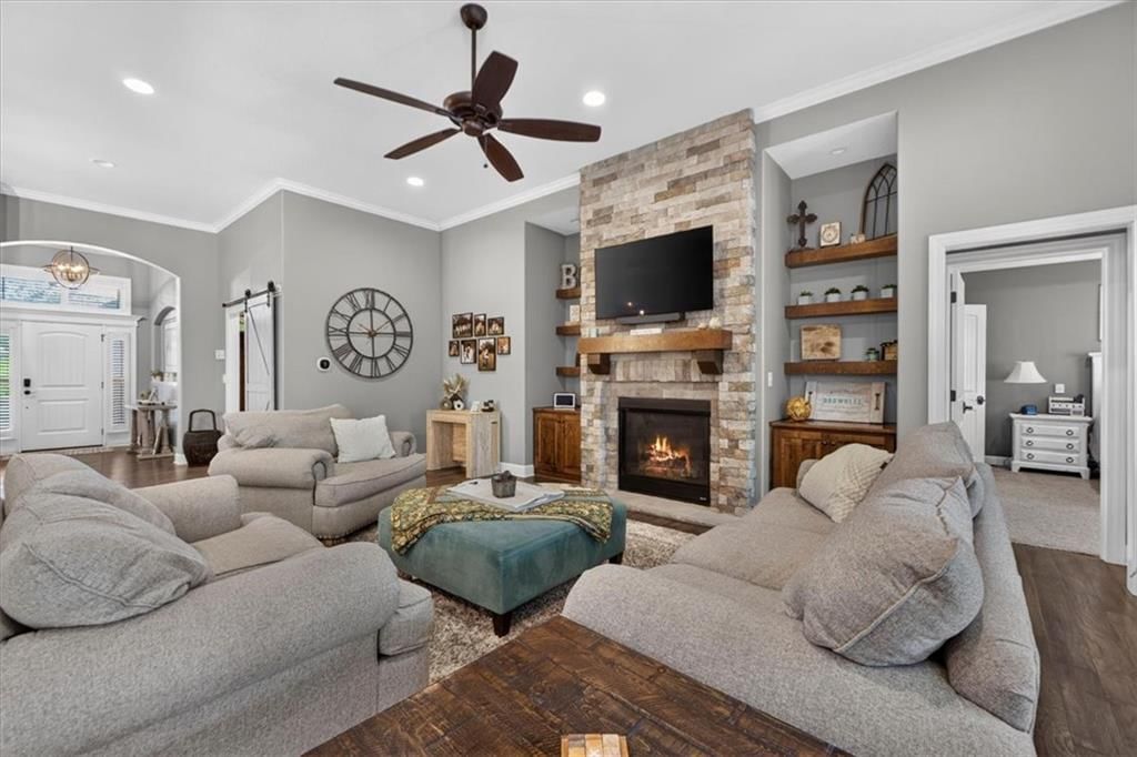 4705 NE Gateway Drive — photo 11