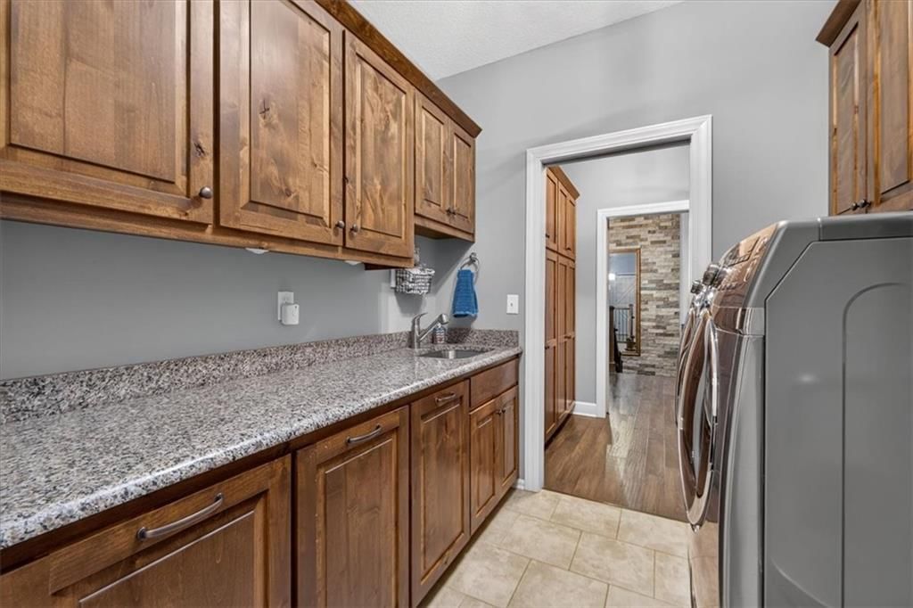 4705 NE Gateway Drive — photo 26