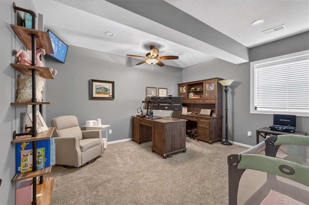 4705 NE Gateway Drive — photo 41