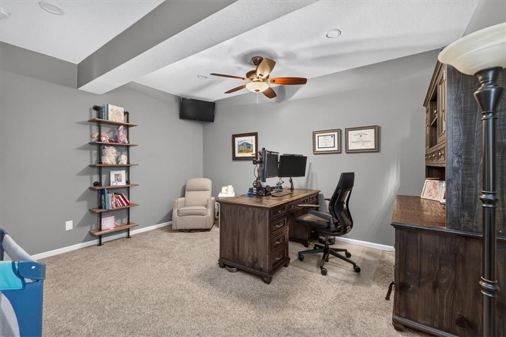 4705 NE Gateway Drive — photo 42