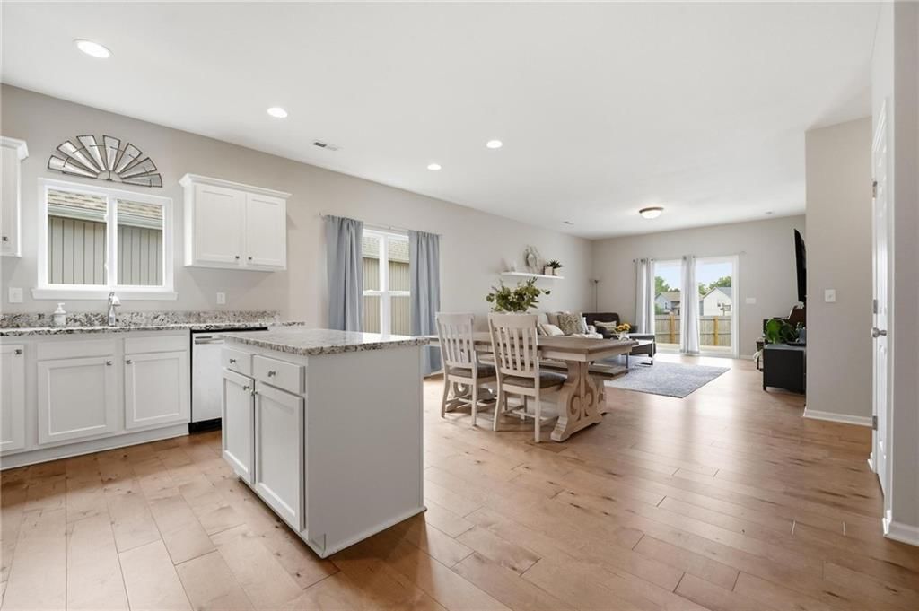 12322 N Pomona Avenue — photo 3