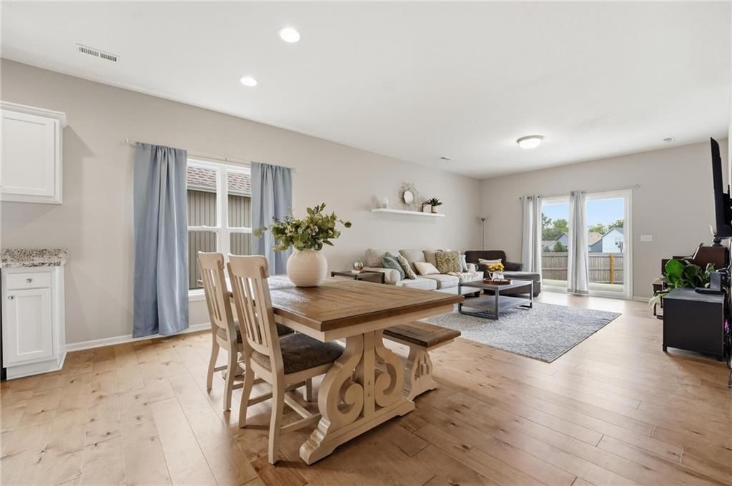 12322 N Pomona Avenue — photo 17