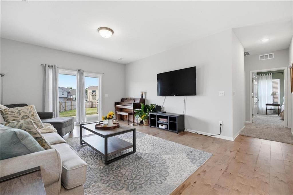 12322 N Pomona Avenue — photo 20
