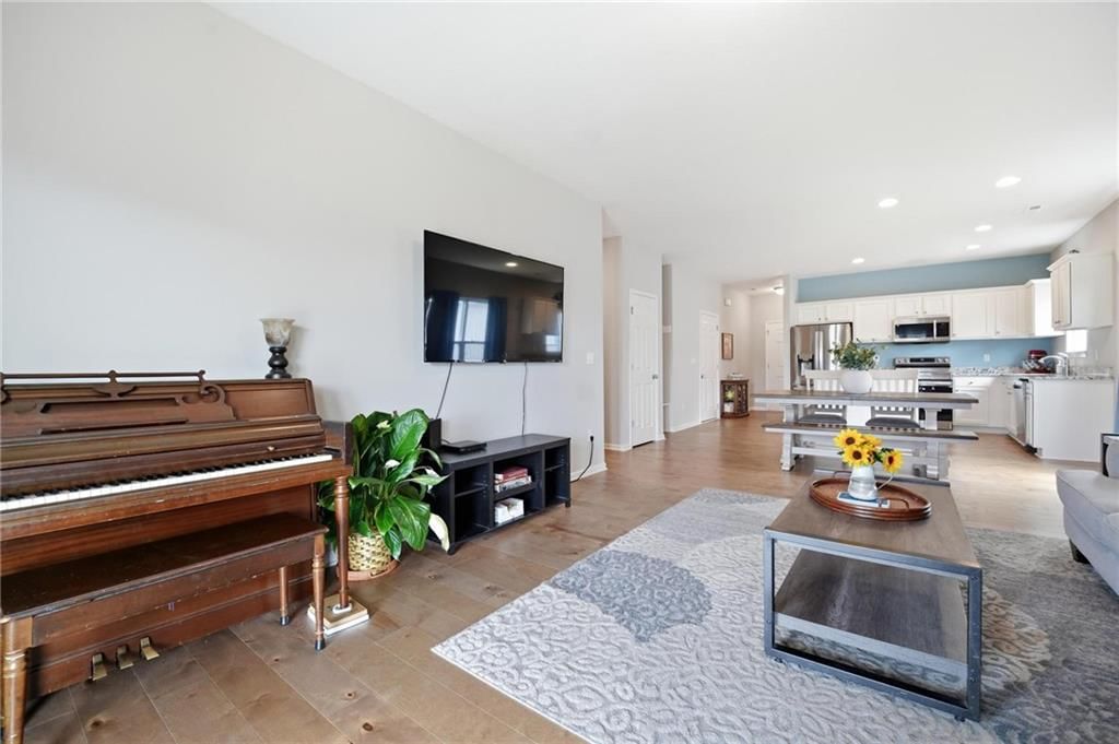 12322 N Pomona Avenue — photo 22