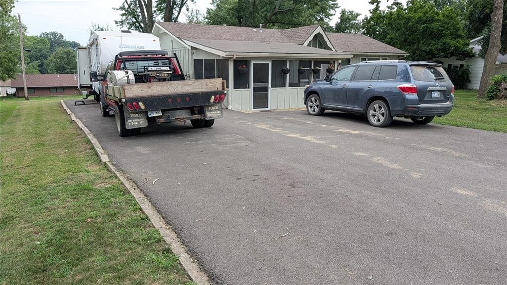 705 Park Street — photo 28