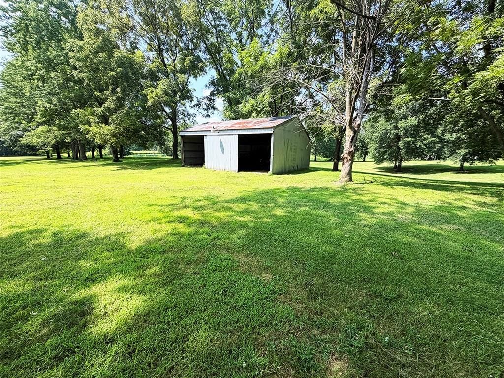 2414 N Hoover Road — photo 22